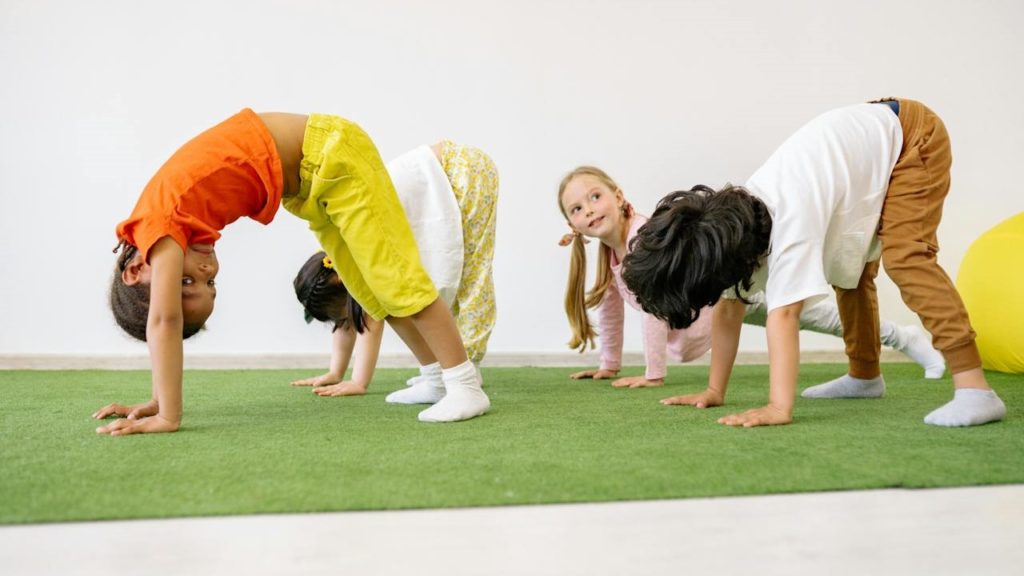 Zabawy ruchowe i ćwiczenia dla dzieci